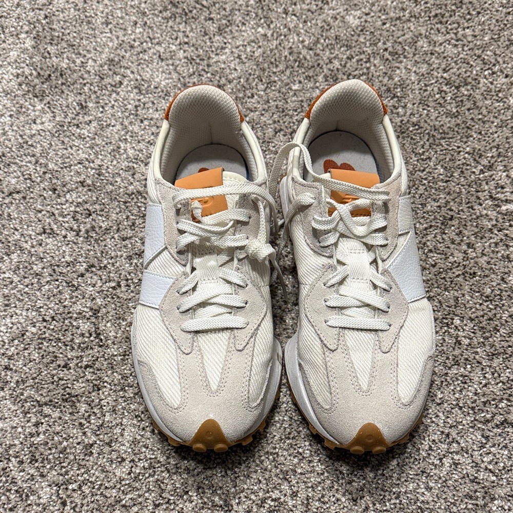 New Balance 327 Women's Sneakers in Cream and Tan - Picture 2 of 9